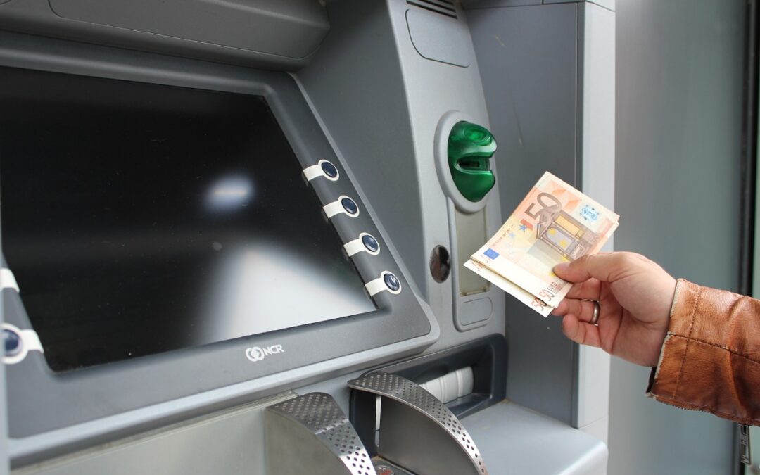Deutsche Bank: Cash is Here to Stay. Cards will go Away.